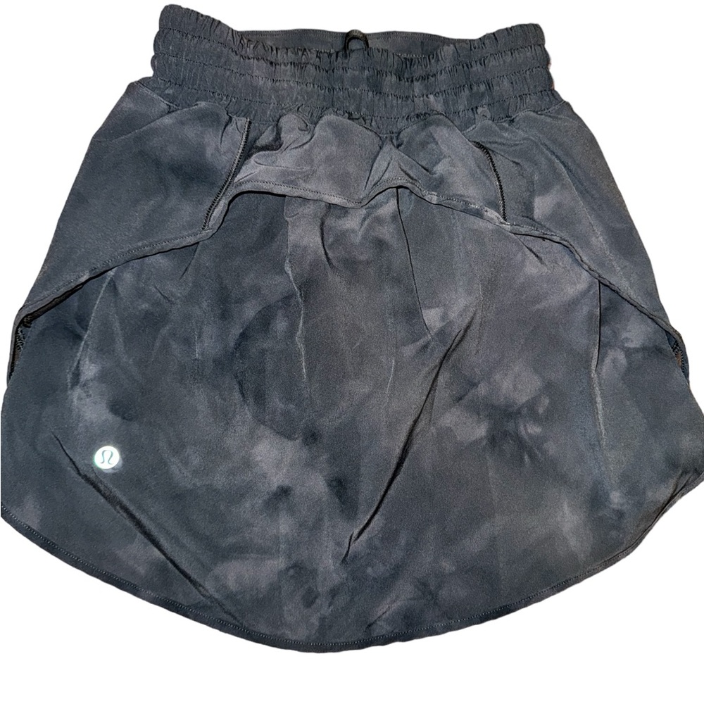 Grey & Black LULULEMON Tennis Skort in the size 0